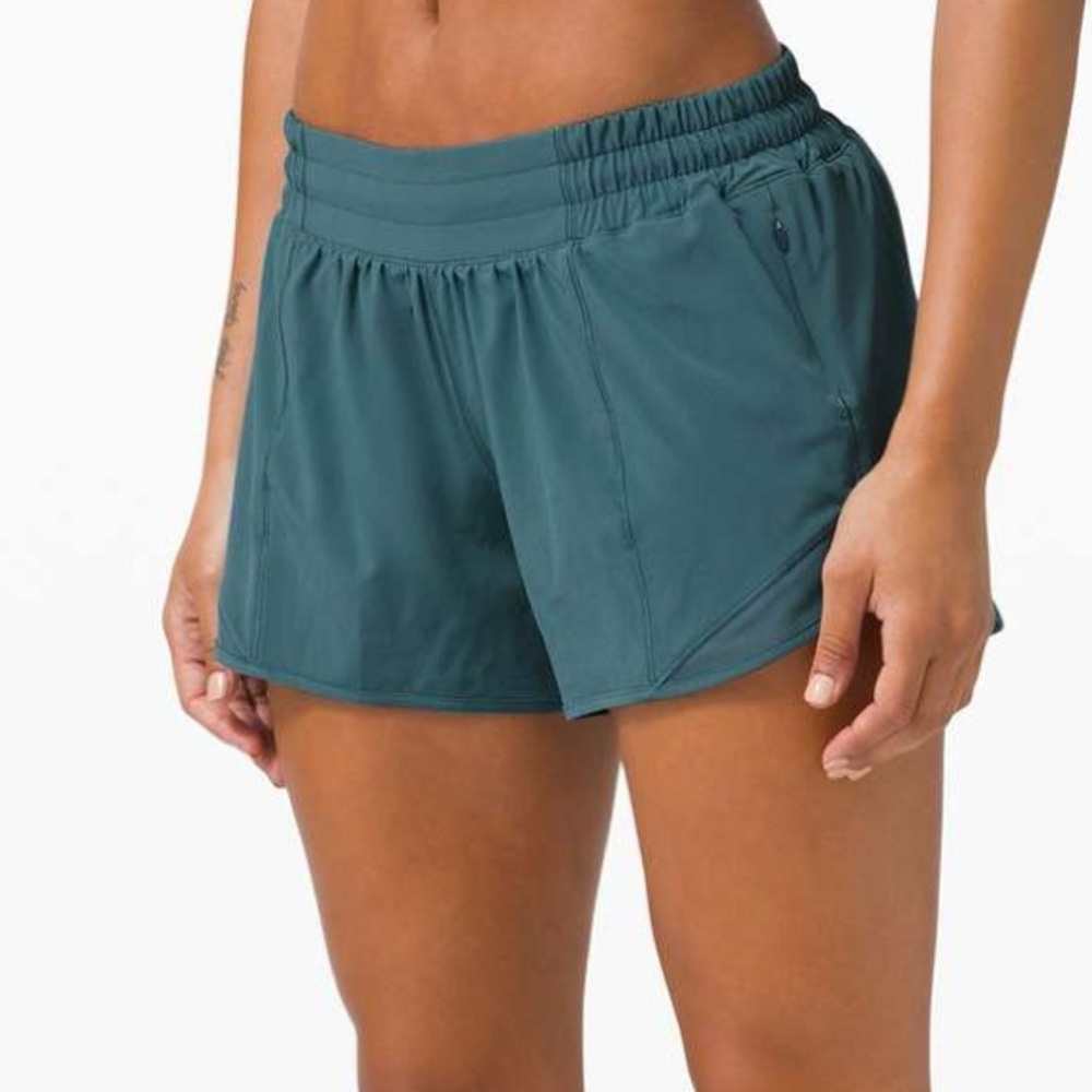 Lululemon Hotty Hot Short II *Long 4" in Desert Teal